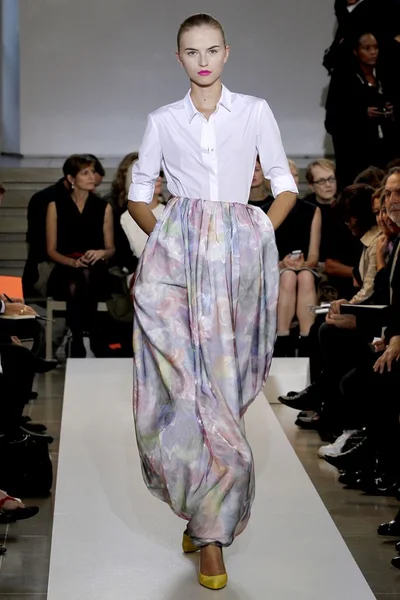 Look 19